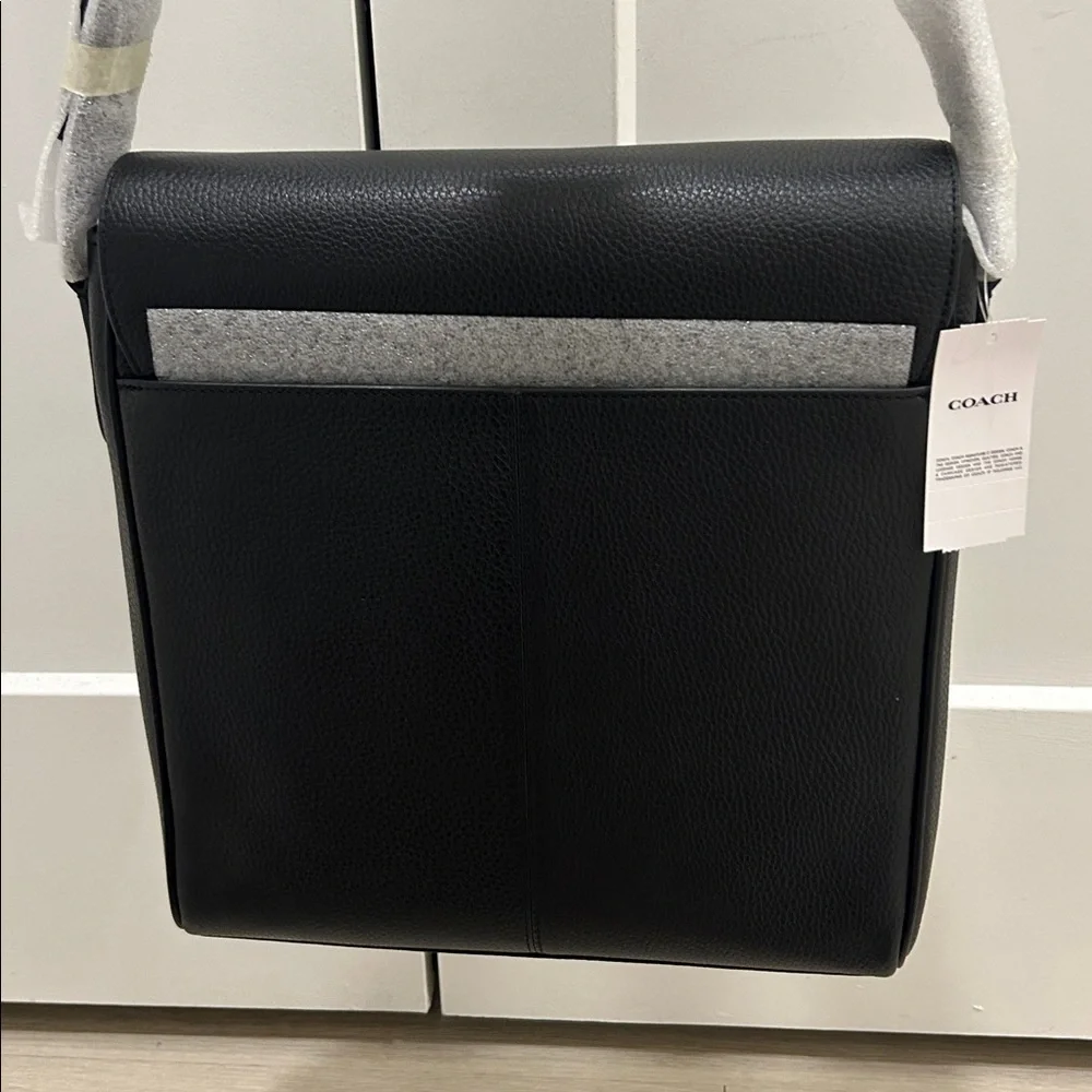 Coach (NWT) Houston Map Bag